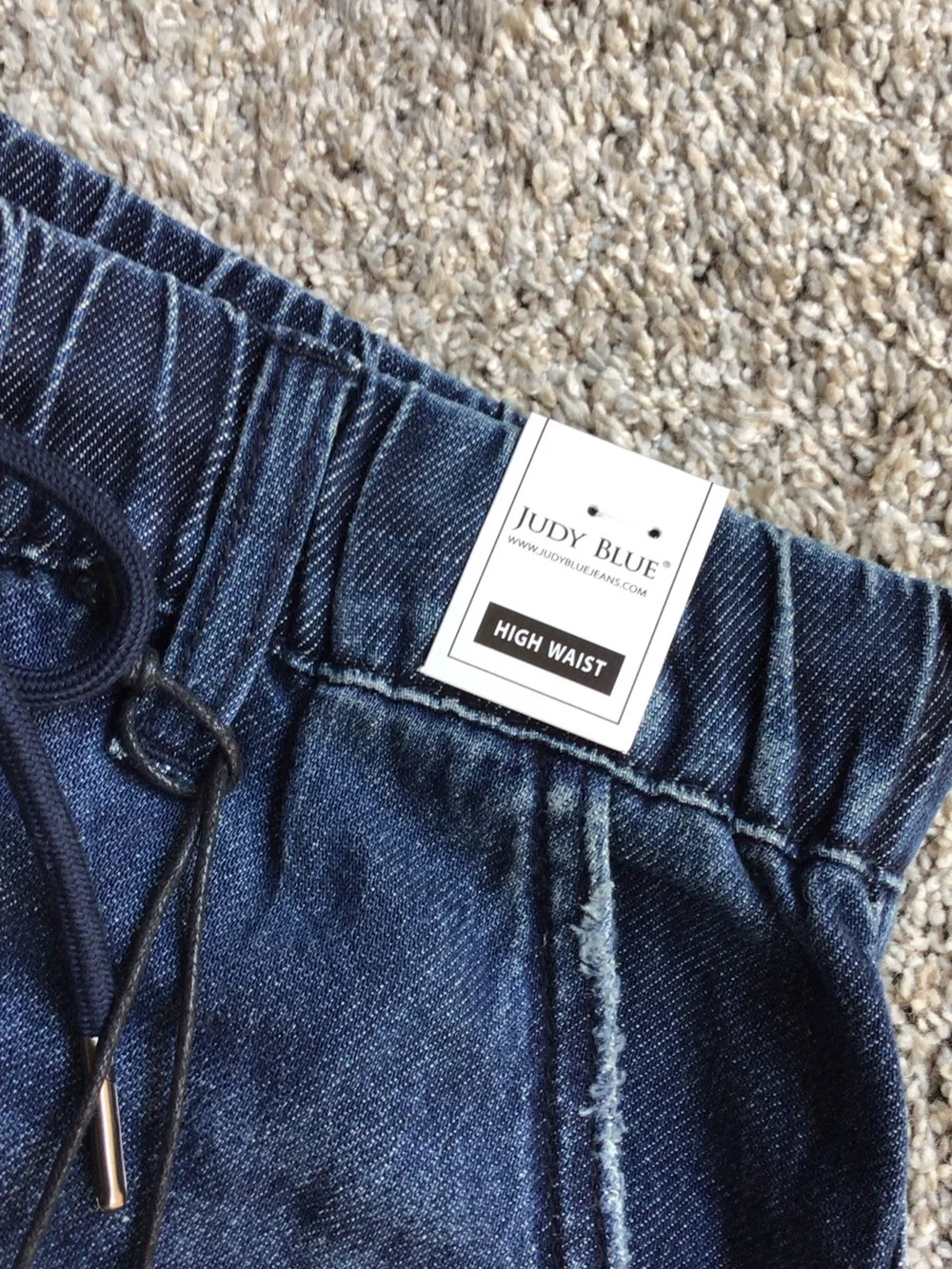 JUDY BLUE BAGGY SHORTS - SMALL NWT